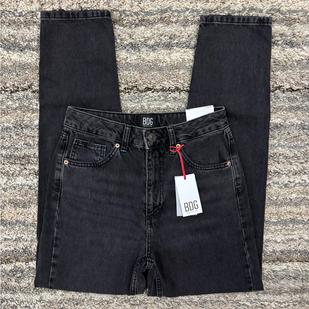 Urban Outfitters BDG High Waisted Tapered Leg Mom Jeans Sz 27Wx32L NWT | BDG -